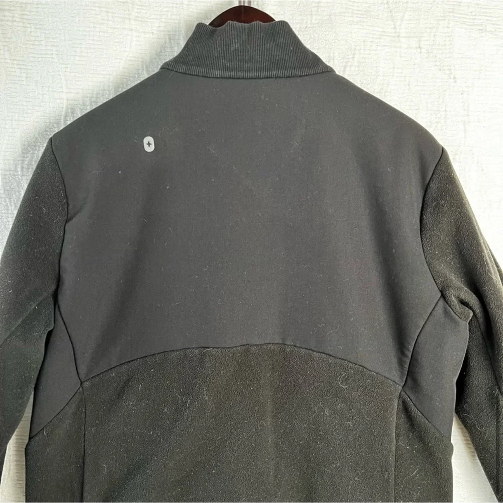 Figs On Shift Fleece women’s XL black work jacket coat for healthcare workers - Picture 4 of 16